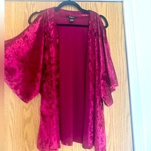 Women’s Velvet Top With Arm Slits